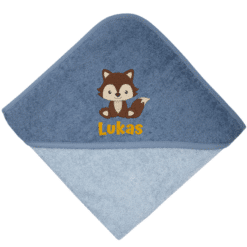 Blaues Kapuzenhandtuch für Kinder mit eingesticktem Fuchs-Motiv und dem Namen „Lukas“.