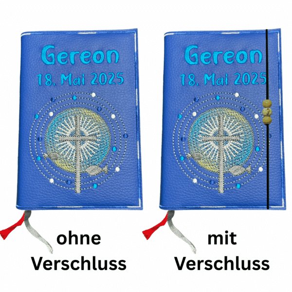 Zwei blaue Gotteslobhüllen aus Kunstleder für Gesangbücher mit gesticktem Kreuz und Datum "Gereon 18. Mai 2025". Links ohne, rechts mit Verschluss.