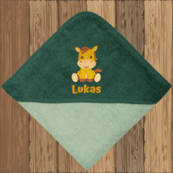 Kapuzenhandtuch mit Pferdemotiv und Name – dunkelgrün mit Stickerei „Lukas“
