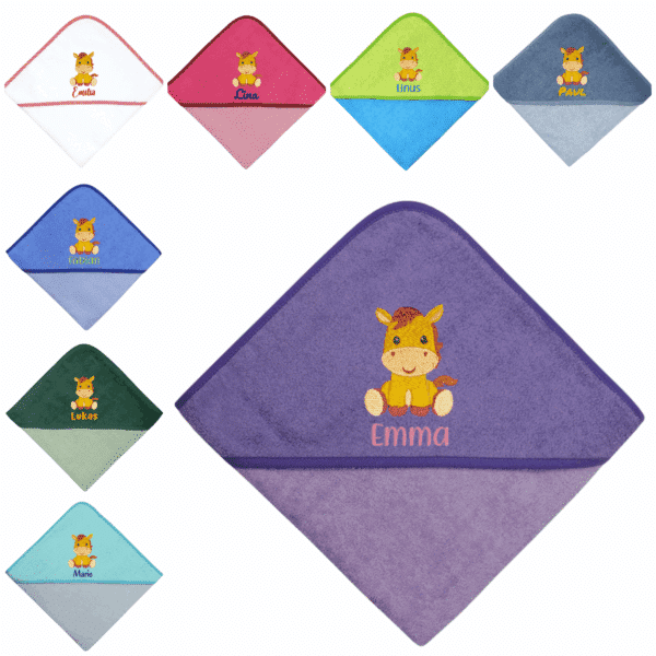 Kapuzenhandtuch mit Pferdemotiv und Name in verschiedenen Farben – personalisierte Handtücher für Kinder mit Stickerei und Wunschname.