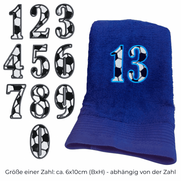 Fußballhandtuch mit Zahl oder Buchstabe: Übersicht aller Fußballzahlen 0–9 als Stickmotiv mit blauem Handtuch
