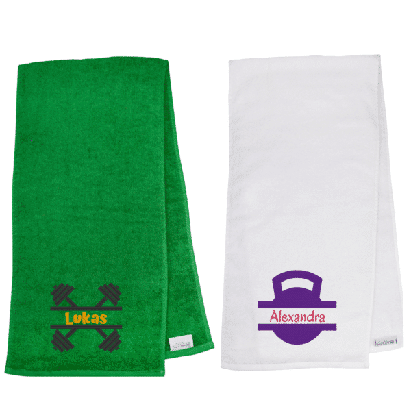 Personalisiertes Sporthandtuch mit Split Motiv und Name bestickt in grün und weiß - Fitness Handtuch